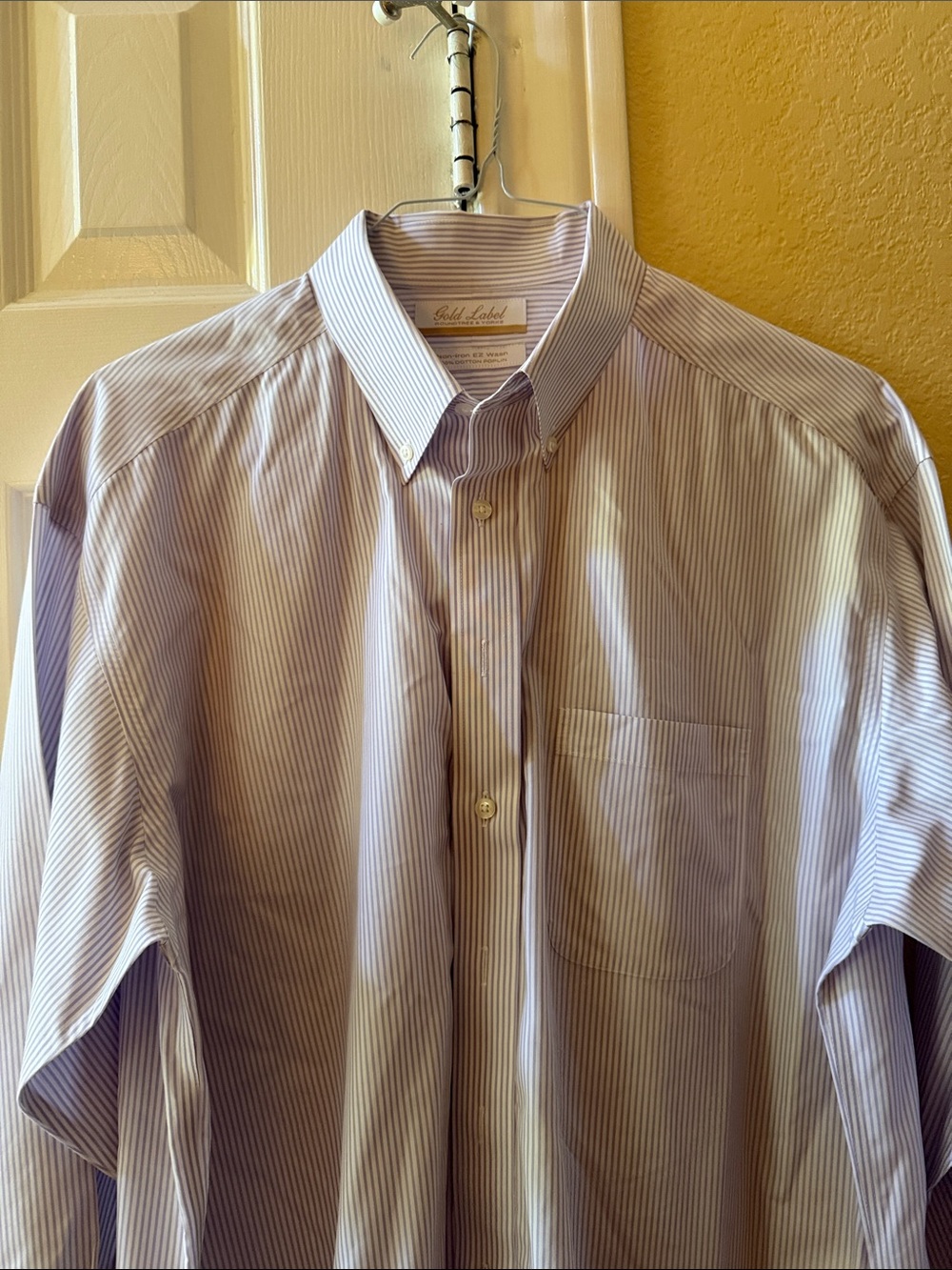 Classic Men's Light Purple Stripe Dress Shirt by Gold Label